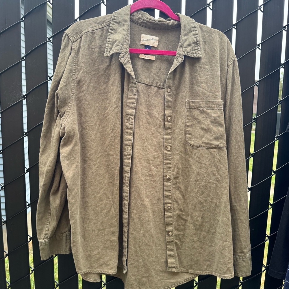Universal Thread Olive Green Relaxed Shirt